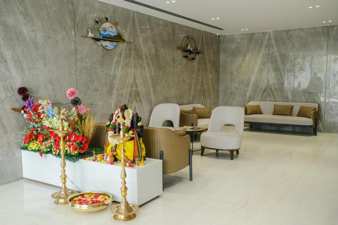 Hotel Tulips Grand Hyderabad Ngoại thất bức ảnh